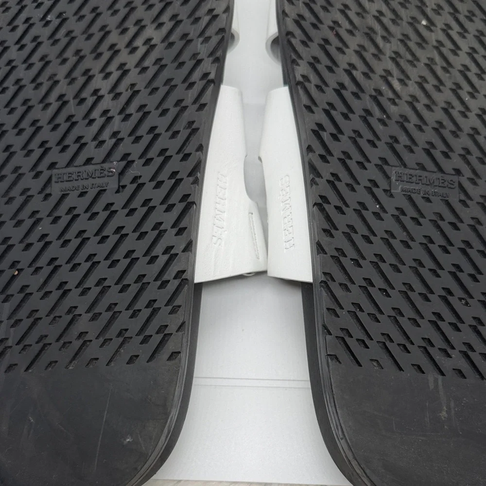 Hermes Black and White Women's Sandals - Picture 9 of 17